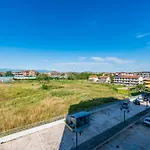 Apartment Guesthost - Bright With Terrace