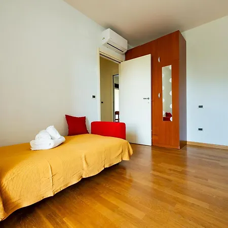 Apartment Guesthost - Bright With Terrace *