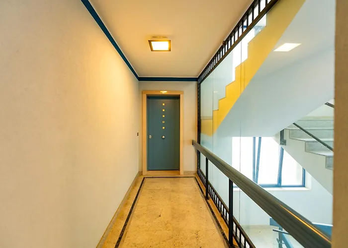 Guesthost - Bright With Terrace Apartmán *